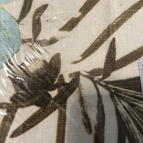 Butterfly panels 4 total - Picture 3 of 4